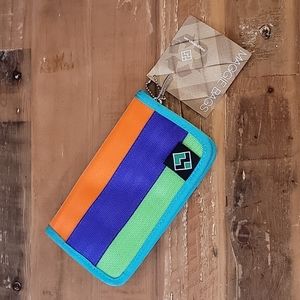 NWT *Original/Vintage/Y2K*MAGGIE BAGS Rainbow Colored Zip Around Wallet
